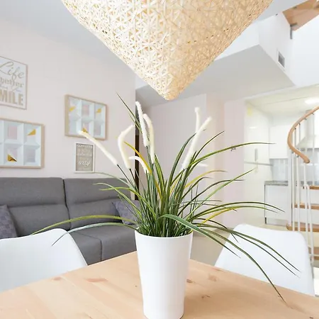 Apartament Diaber San Leandro Sewilla